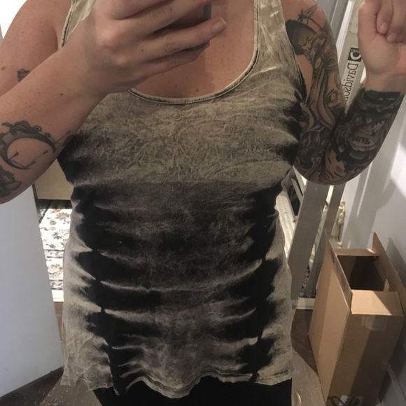 Sparkle and fade tank top - Picture 4 of 4